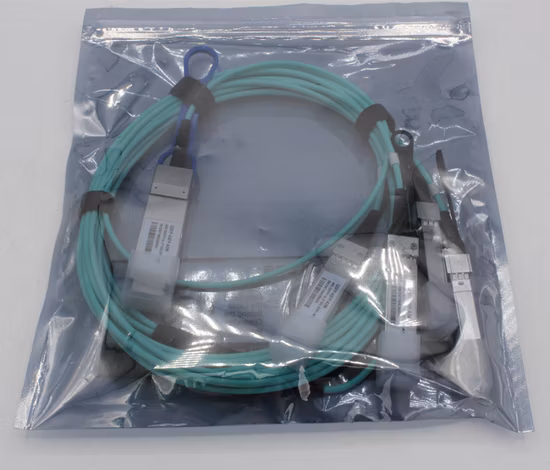 Qsfp28-100g-Aoc-10m 互換性のある 100g Qsfp28 ～ Qsfp28 10mtr アクティブ光ケーブル メーカー Aoc 100g 10m