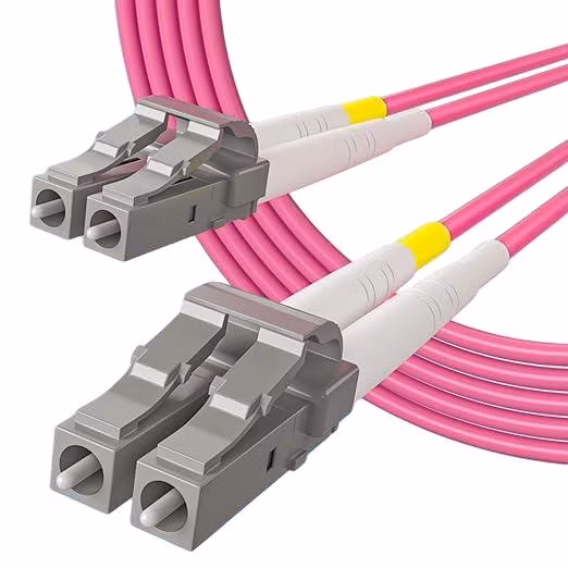 MTP/MPO から MTP/MPO 24 コア Polar A マルチモード OM4 50/125 100G アクア トランク ケーブル セット